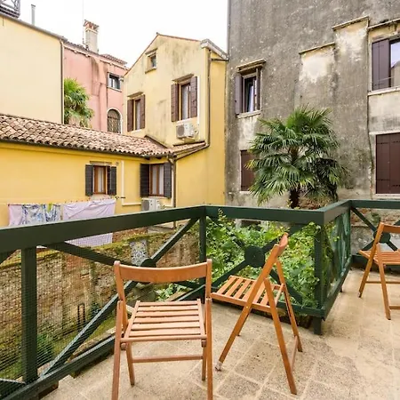 Borgo Canal View Venice Exterior photo